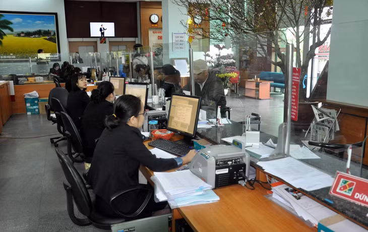 Cán bộ Ngân hàng NN&PTNT tỉnh thi đua nâng cao hiệu quả phục vụ khách hàng trong dịp Tết Kỷ Hợi 2019