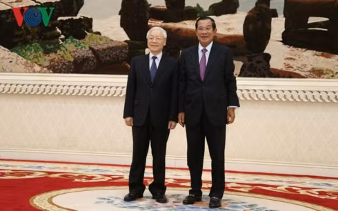 Tổng Bí thư, Chủ tịch nước Nguyễn Phú Trọng và Thủ tướng Campuchia Hun Sen