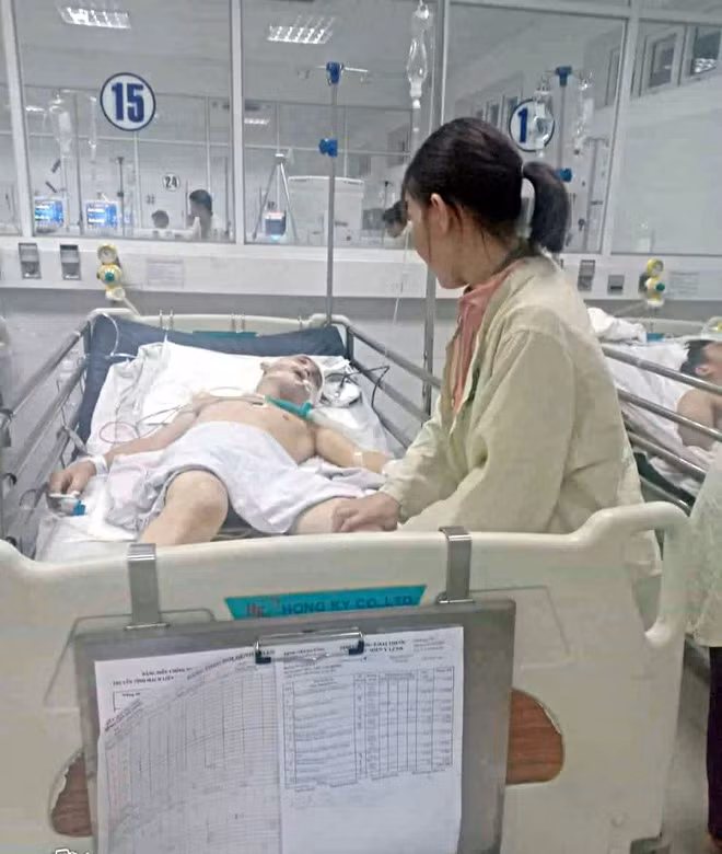 Nạn nhân Hồng đang nằm điều trị ở Bệnh viện Đà Nẵng.
