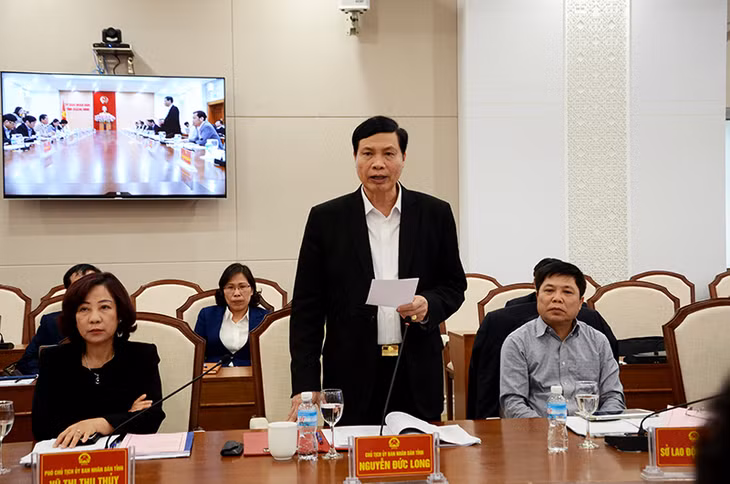 Đồng chí Nguyễn Đức Long, Phó Bí thư Tỉnh ủy, Chủ tịch UBND tỉnh phát biểu tại buổi làm việc.