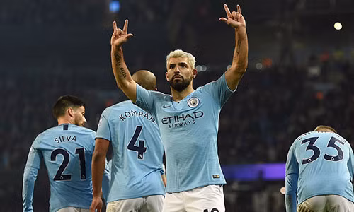 Aguero giữ vững vị trí chân sút số một Man City. Ảnh: AP.