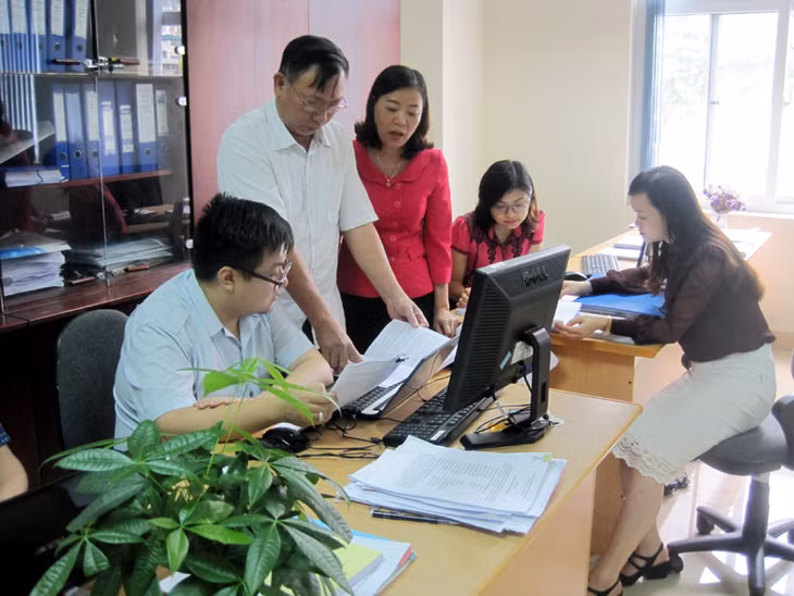  Chi bộ Kiểm soát thuộc Chi bộ Ngân hàng Nhà nước tỉnh bàn giải pháp tăng cường công tác tra hồ sơ, chứng từ liên quan đến hoạt động tín dụng