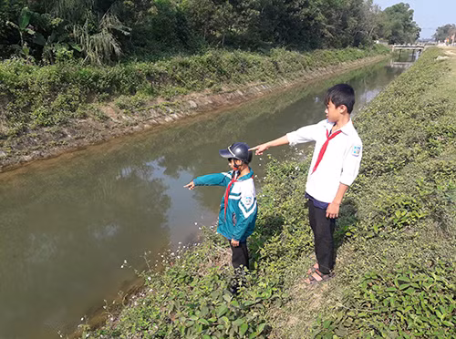 Đoạn kênh nơi hai em nhỏ gặp nạn. Ảnh: Đ.H