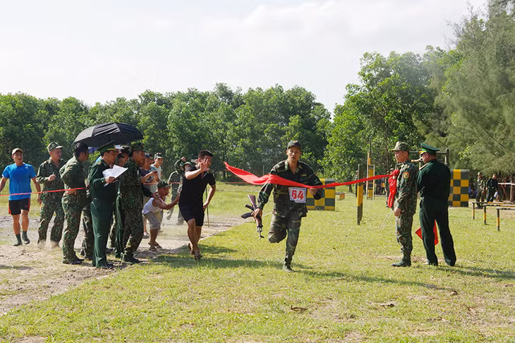 Hội thao diễn ra sôi nổi
