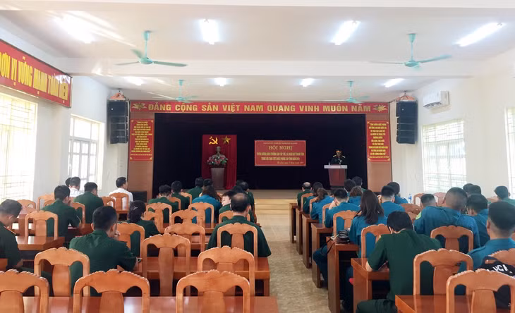 Quang cảnh hội nghị. 