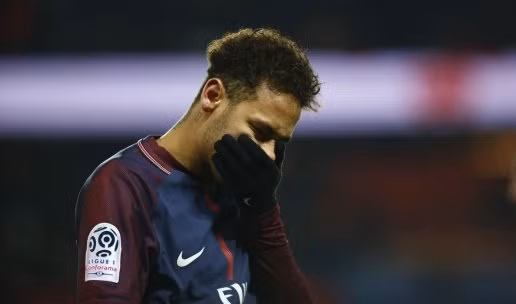  Neymar đã không thể trở thành một thủ lĩnh thực sự của PSG.