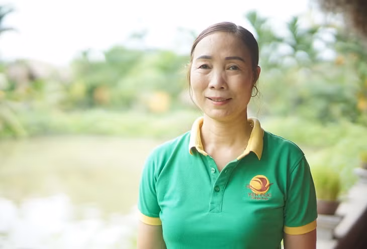 Chị Dương Thị Mến, Phó giám đốc Công ty du lịch Làng quê Yên Đức