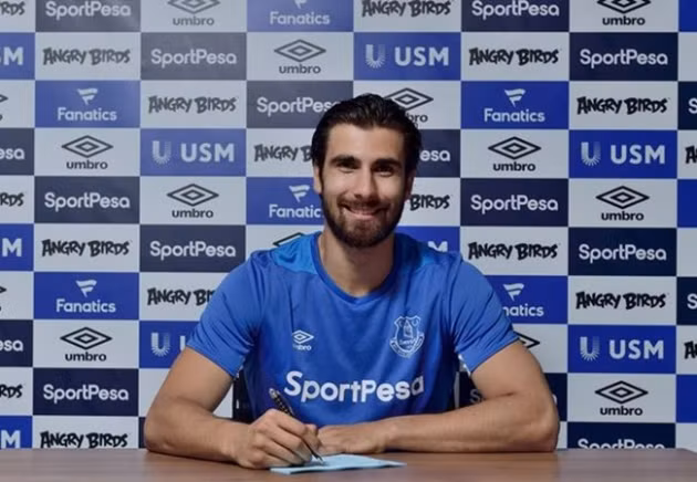  Andre Gomes sẽ tiếp tục chơi bóng tại Premier League.