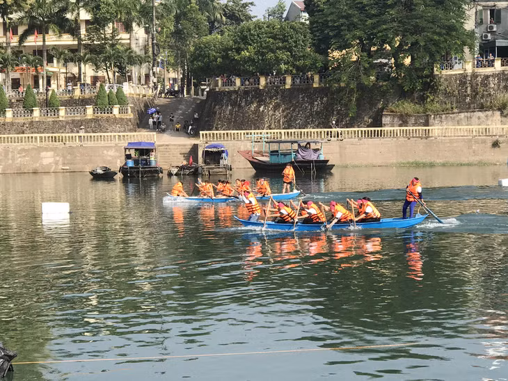 Các hoạt động văn hóa, thể thao đang dần trở thành một sản phẩm du lịch của huyện Tiên Yên
