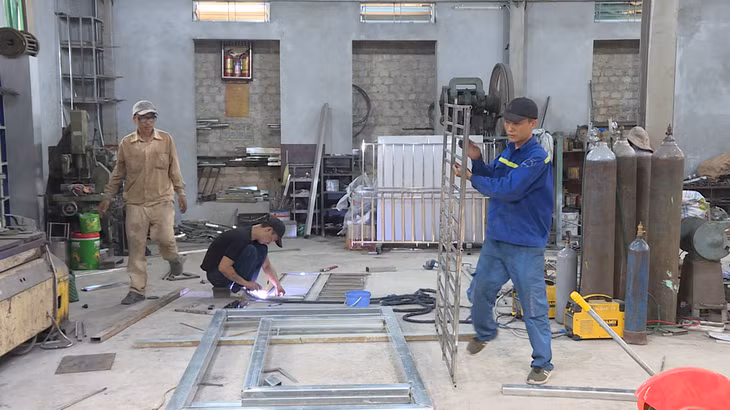 Công ty mong muốn được di chuyển vào Cụm Công Nghiệp để ổn định sản xuất.