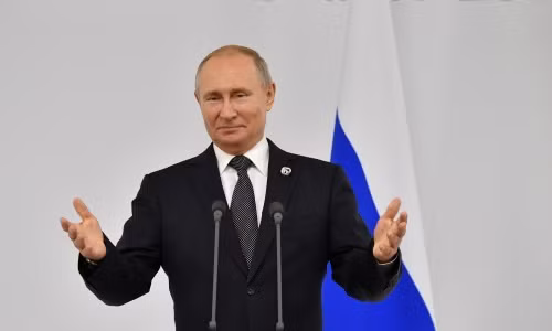 Tổng thống Nga Putin dự G20 tại Nhật Bản. Ảnh: Reuters.
