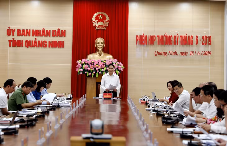 Phó Chủ tịch UBND tỉnh Đặng Huy Hậu chủ trì phiên họp thường kỳ tháng 6/2019.