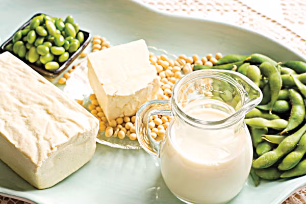 Giá trị dinh dưỡng của 100g thịt bò tương đương 100g đậu nành