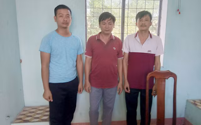  Các đối tượng tại cơ quan điều tra. (Ảnh: Công an Quảng Nam)