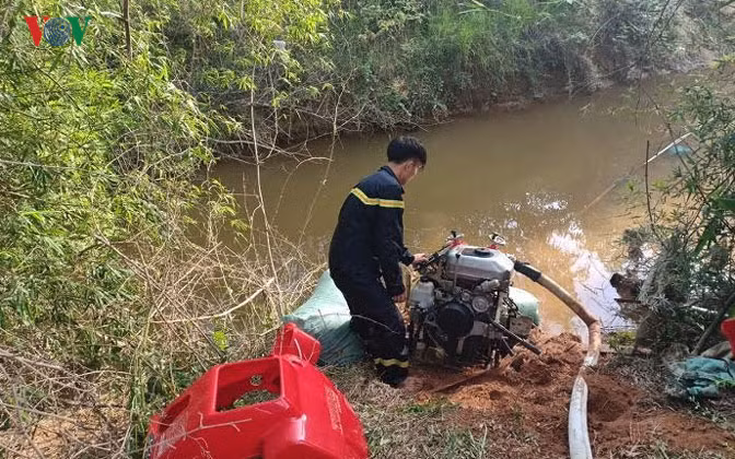 Bơm nước chữa cháy.