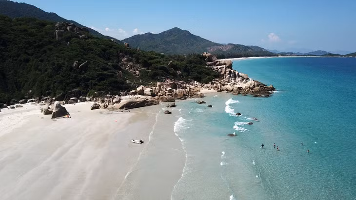 Ninh Thuận đa dạng địa hình, là điều kiện lý tưởng phát triển hình thái du lịch thể thao