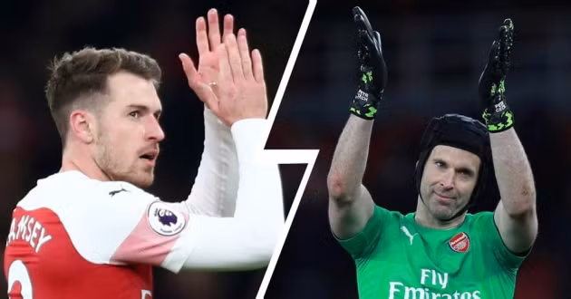  Arsenal cùng lúc chia tay 7 cầu thủ.