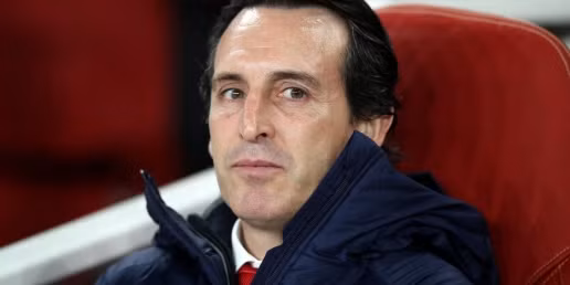 Emery không có nhiều kí ức vui khi đấu với Barcelona.