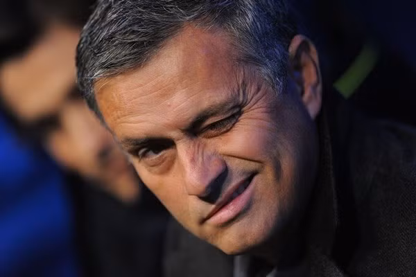 Mourinho vẫn chưa thôi ý định "quyến rũ" Rooney