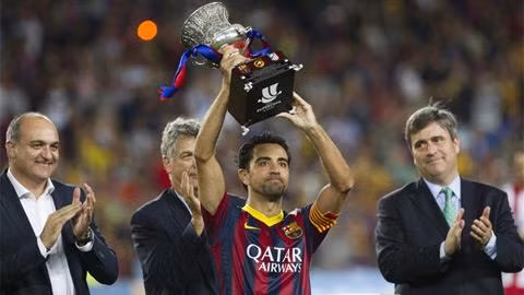 Xavi trở thành cầu thủ vĩ đại nhất bóng đá Tây Ban Nha