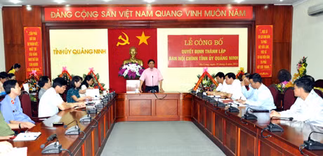 Đồng chí Bí thư Tỉnh ủy phát biểu tại buổi lễ