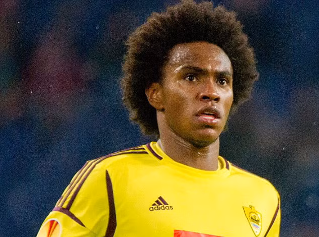 Mourinho cũng hỏi mua Willian