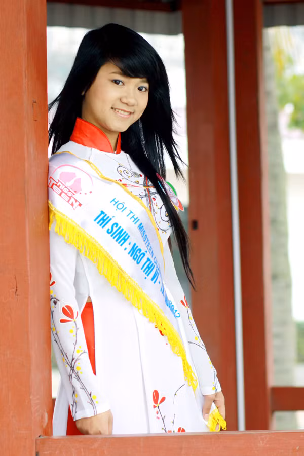 Ngô Thị Vi (SBD: 115) SN 14-9-1994, Học sinh Trường THPT Trần Quốc Tuấn, TX Quảng Yên.