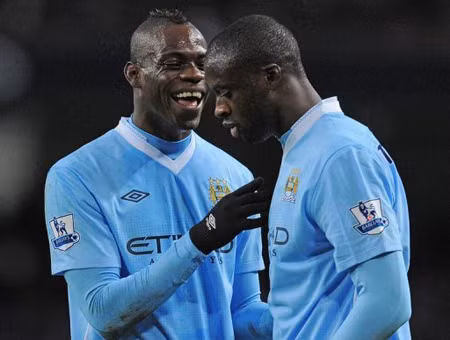 Vừa trở lại sau án treo giò, Balotelli đã ghi bàn