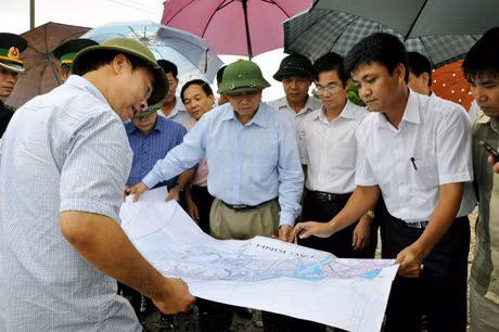 Lãnh đạo tỉnh và TP Móng Cái khảo sát, nghiên cứu quy hoạch khu vực hợp tác kinh tế đầu cầu Bắc Luân 2.