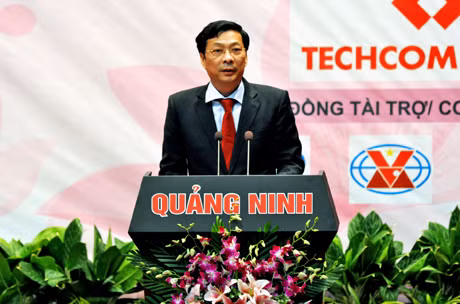 Bài phát biểu của đồng chí Nguyễn Văn Đọc, Chủ tịch UBND tỉnh Quảng Ninh tại Hội nghị XTĐT Quảng Ninh năm 2012 ảnh 1 DSC_0341.jpg