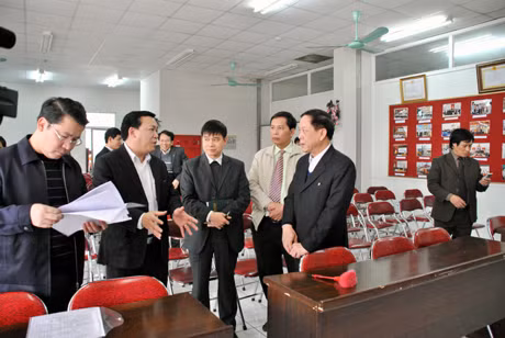 Phó Chủ tịch Thường trực UBND tỉnh kiểm tra điện, nước phục vụ đại biểu thăm Khu Công nghiệp Cái Lân.