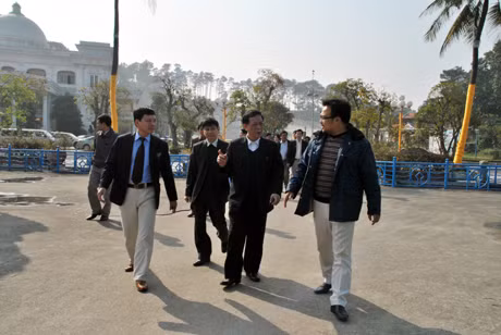 Phó Chủ tịch Thường trực UBND tỉnh kiểm tra công tác đảm bảo điện, nước tại Tuần Châu.