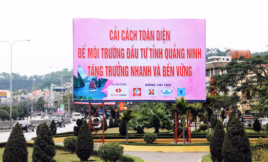 Trên đường Nguyễn Văn Cừ