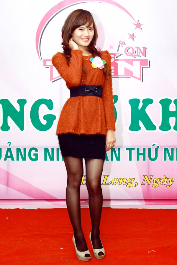 Đỗ Thị Lệ (SBD: 057) SN 21-2-1994, Học sinh Trường THPT Quảng Hà, Huyện Hải Hà.
