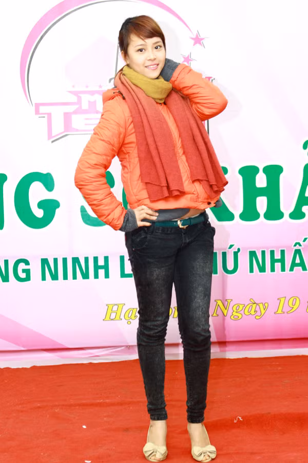 Ngô Hải Ngọc (SBD: 074) SN 5-9-1995, Học sinh Trường THPT Hải Đảo, Huyện Vân Đồn.