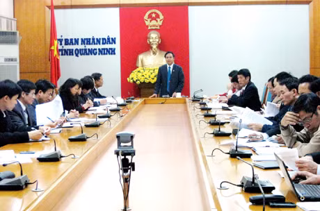 Cục Kiểm soát thủ tục hành chính, Văn phòng Chính phủ làm việc với UBND tỉnh về công tác cải cách, kiểm soát TTHC trên địa bàn tỉnh năm 2011.