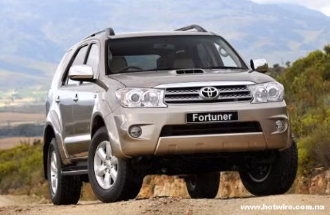 Toyota Việt Nam tặng gói bảo hiểm cho các khách hàng mua xe Fortuner