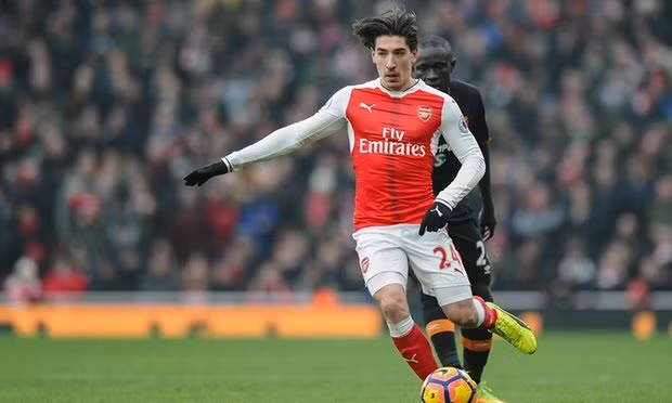  Bellerin sẽ rời Arsenal nếu Wenger ra đi?