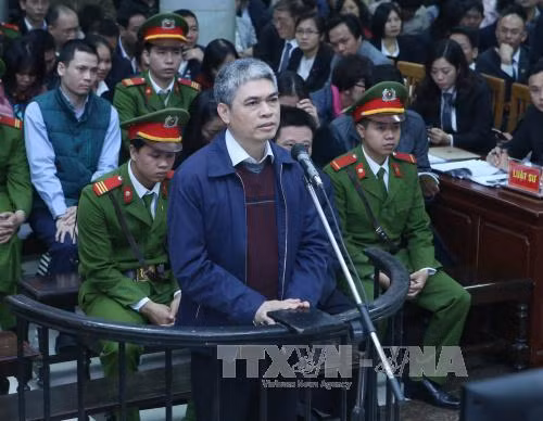 Bị cáo Nguyễn Xuân Sơn (nguyên Tổng giám đốc Công ty Tài chính Dầu khí, nguyên Tổng Giám đốc ngân hàng Oceanbank, nguyên Chủ tịch Hội đồng thành viên Tập đoàn Dầu khí Quốc gia Việt Nam). Ảnh: Phạm Kiên/TTXVN