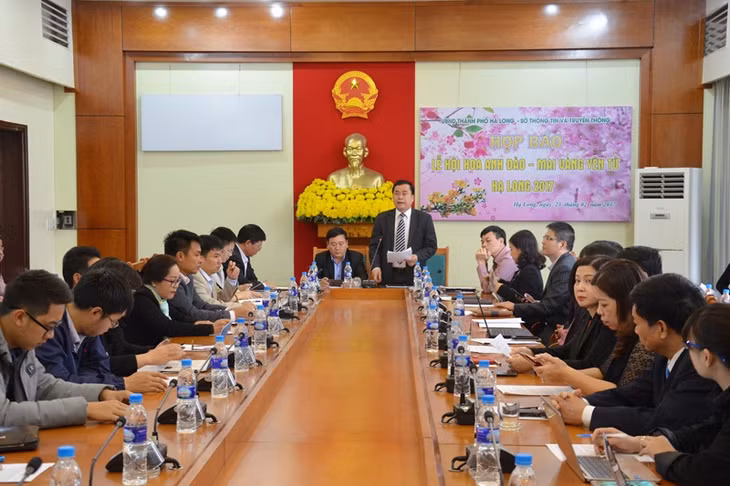 Quang cảnh buổi họp báo