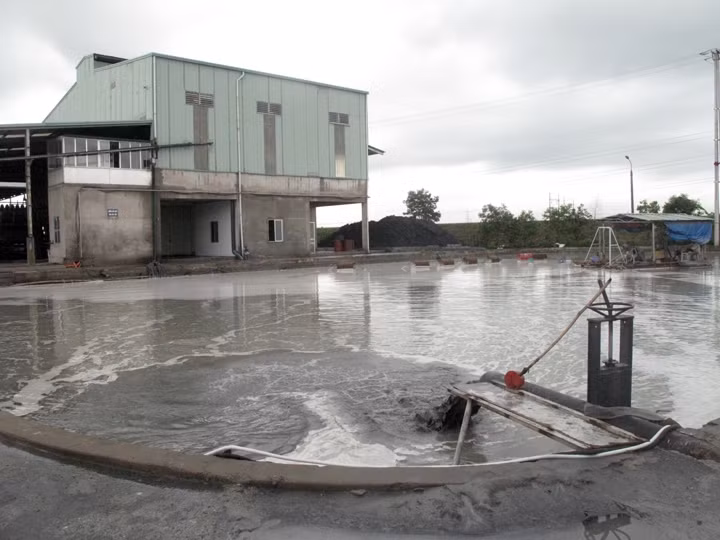 Khu xử lý tro bay Nhà máy nhiệt điện Phả Lại tại Công ty cổ phần Sông Đà Cao Cường.