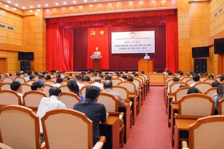 Quang cảnh hội nghị.