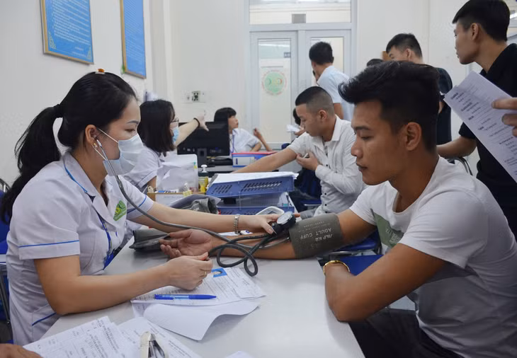 Khám sức khỏe BNN cho người lao động tại Trung tâm Kiểm soát bệnh tật tỉnh.