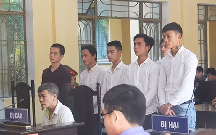  Các bị cáo tại tòa. Ảnh: Đắc Thành.