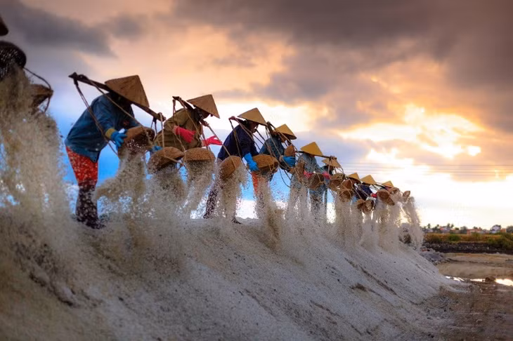 Đồng muối Cà Ná. (Ảnh: QuangPraha)