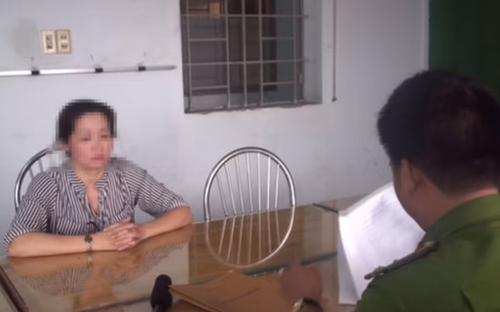  Bà C. trình báo vụ việc.