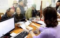 Nghỉ hưu tháng 8/2019 thì tiền lương hưu đã tính theo mức lương cơ sở 1.490.000 đồng.
