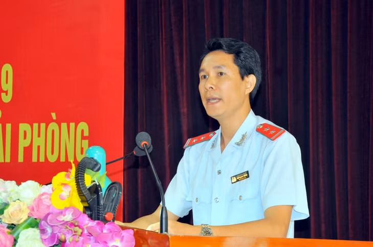 Đại diện các 