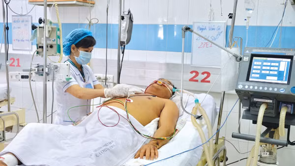 Một bệnh nhân sốt xuất huyết điều trị tại BV. Nhiệt Đới TP.HCM