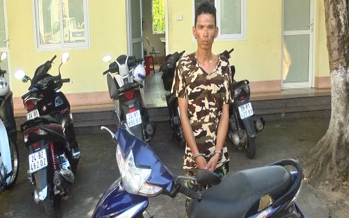  Đối tượng Vi Văn Đông